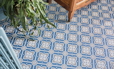 Revêtement imitation carreaux de ciment : comment le choisir ?