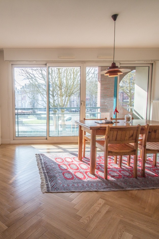 Image_text_2080_un-parquet-a-baton-rompu-pour-moderniser-un-appartement