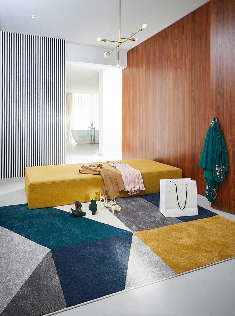 Contemporain