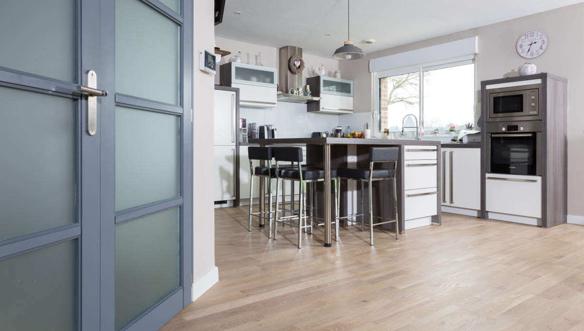 Carrousel_un-parquet-brut-pour-un-esprit-campagne-chic_3