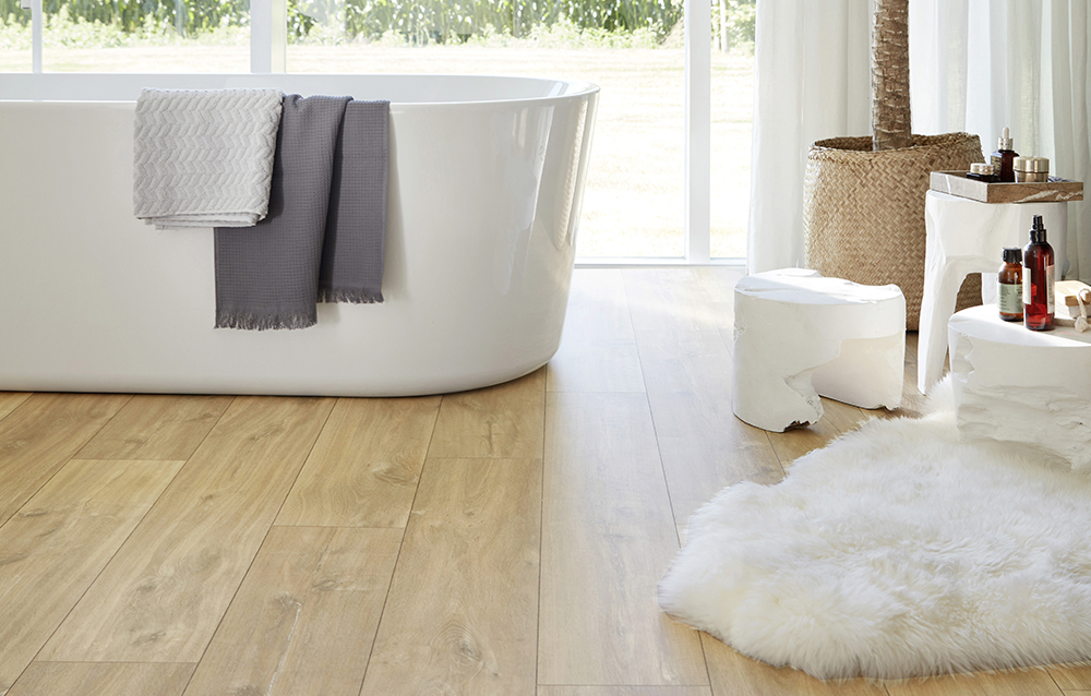 Sol stratifié salle de bain