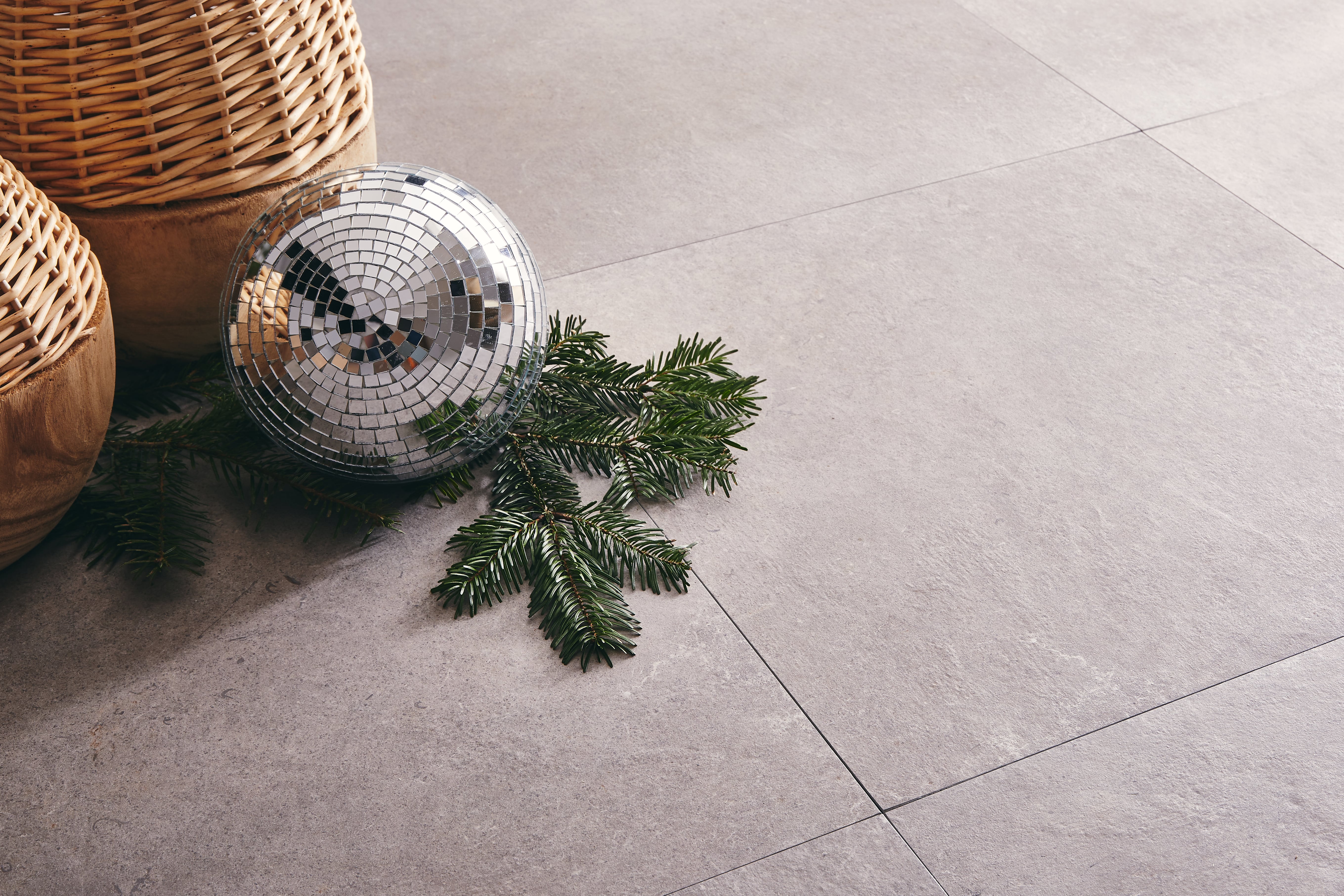 traces de resine carrelage