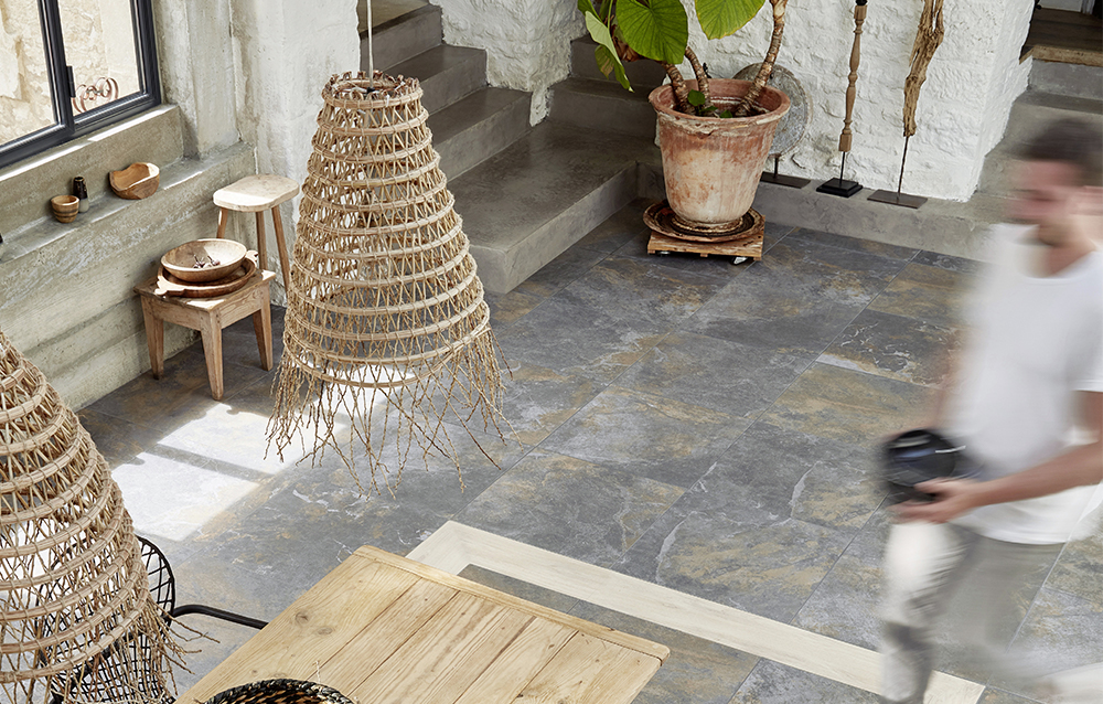 Carrelage effet pierre séjour