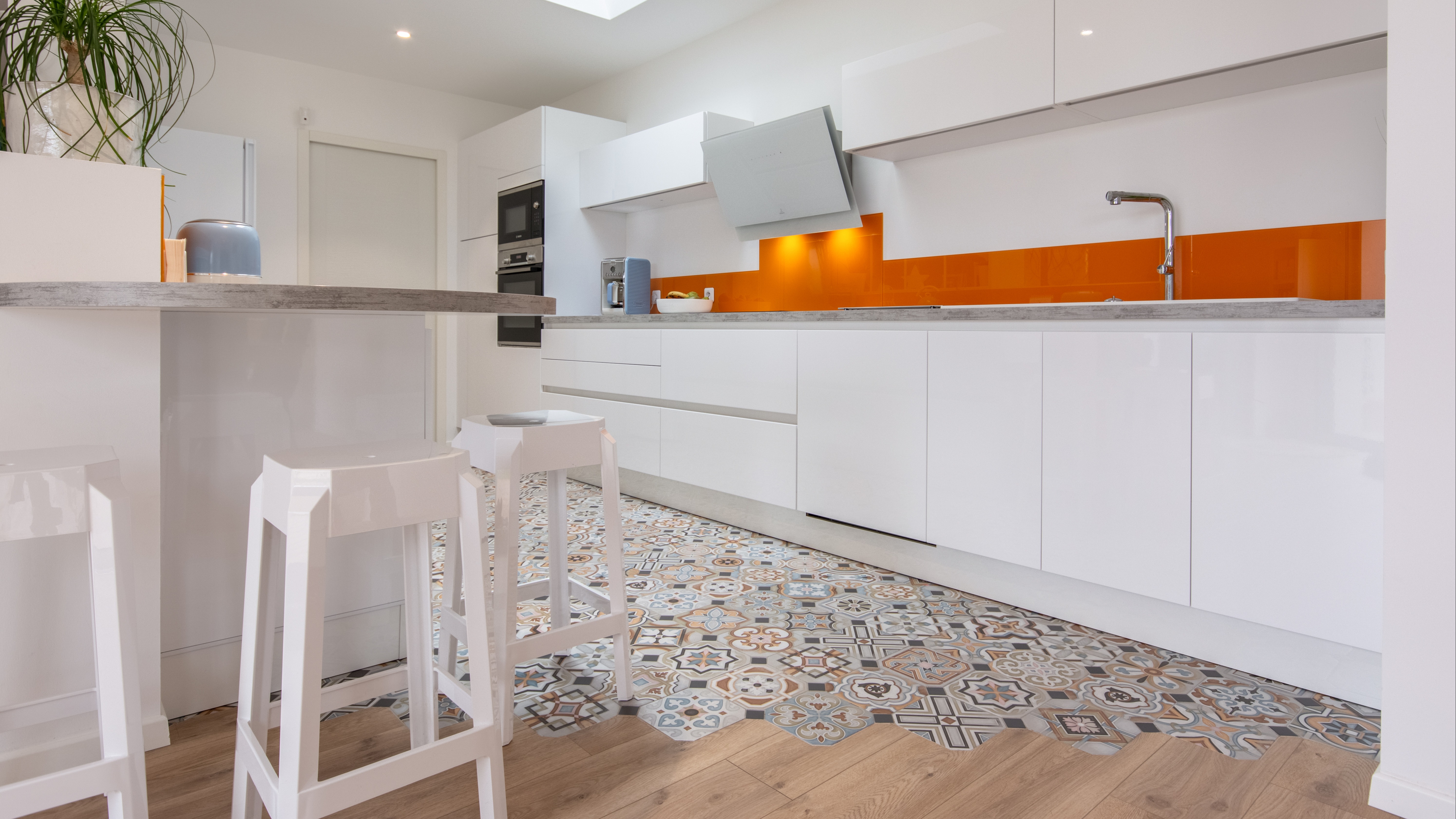 Carrousel_1_une-pose-de-carreaux-ciment-originale_1